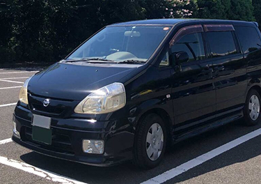 遺体搬送車｜黒セレナ寝台車（4.6ｍ）